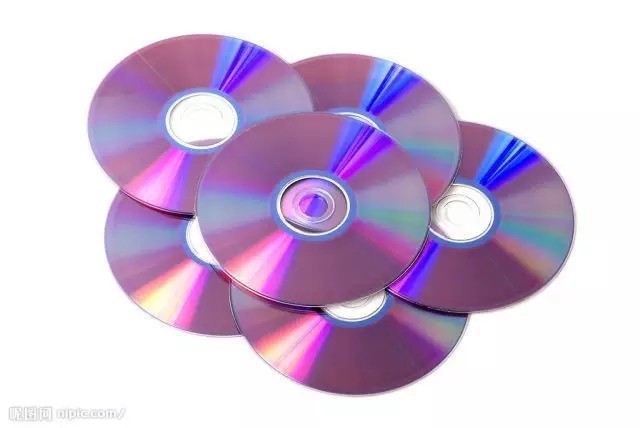 计算机的外存储器比内存储器_计算机的外存储器比内存储器_计算机内储存器和外储存器相比
